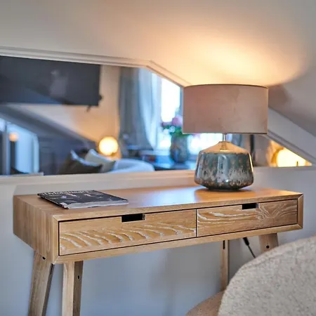 Goldmaedchen 93 - Honeymoon *