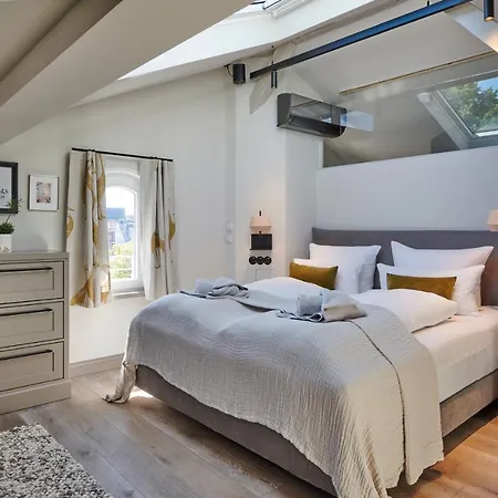 Goldmaedchen 93 - Honeymoon * Timmendorfer Strand