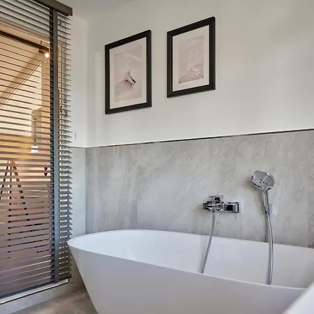 Apartment Goldmaedchen 93 - Honeymoon