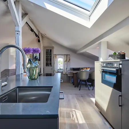 Goldmaedchen 93 - Honeymoon * Timmendorfer Strand