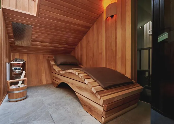 Goldmaedchen 93 - Honeymoon