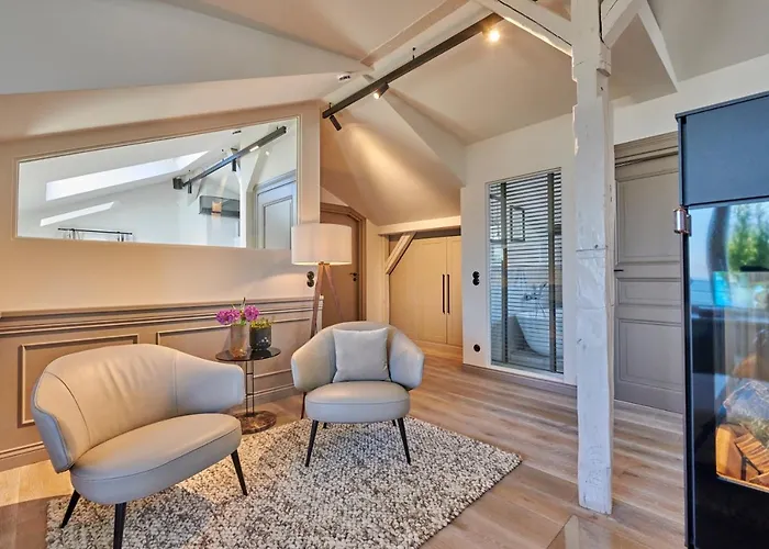 Goldmaedchen 93 - Honeymoon *