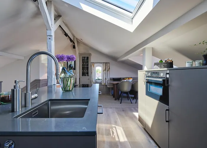 Goldmaedchen 93 - Honeymoon * Timmendorfer Strand